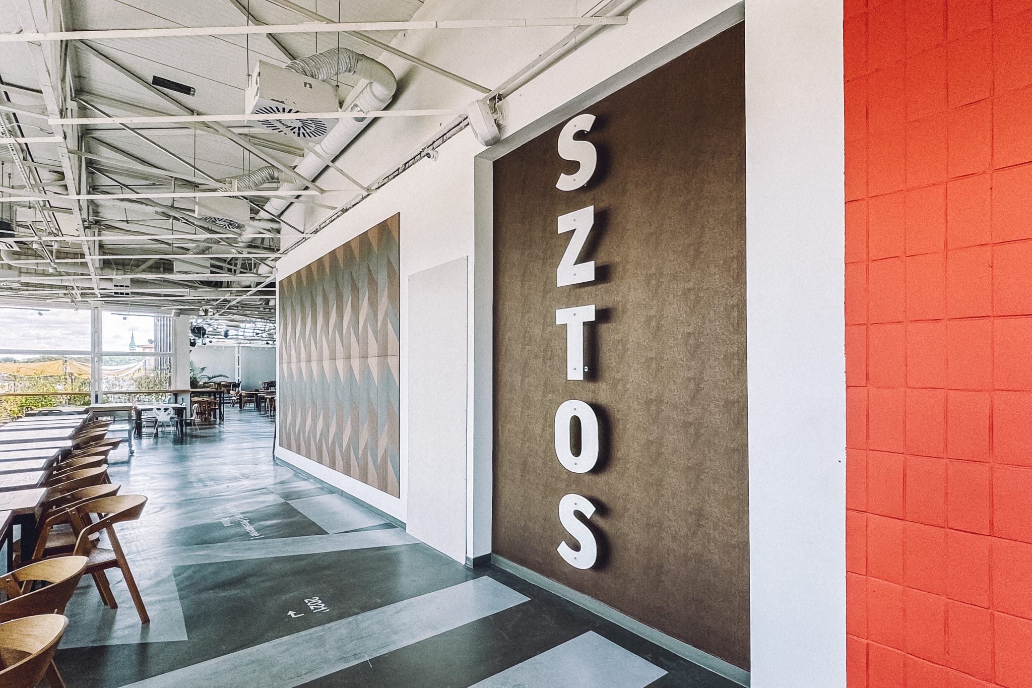 Realizacje tapet – wybrane projekty - IMG 4099 1 1